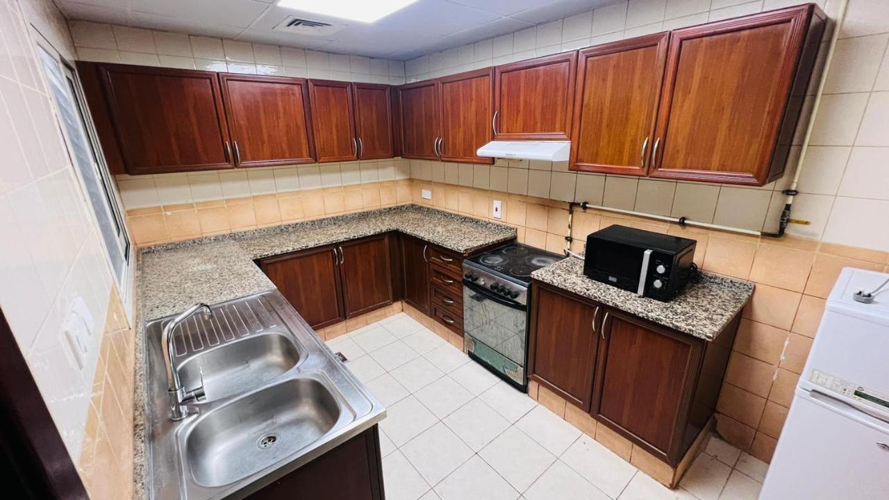דובאי Beautiful Bedroom In Al Barsha Near Mashreq Metro מראה חיצוני תמונה